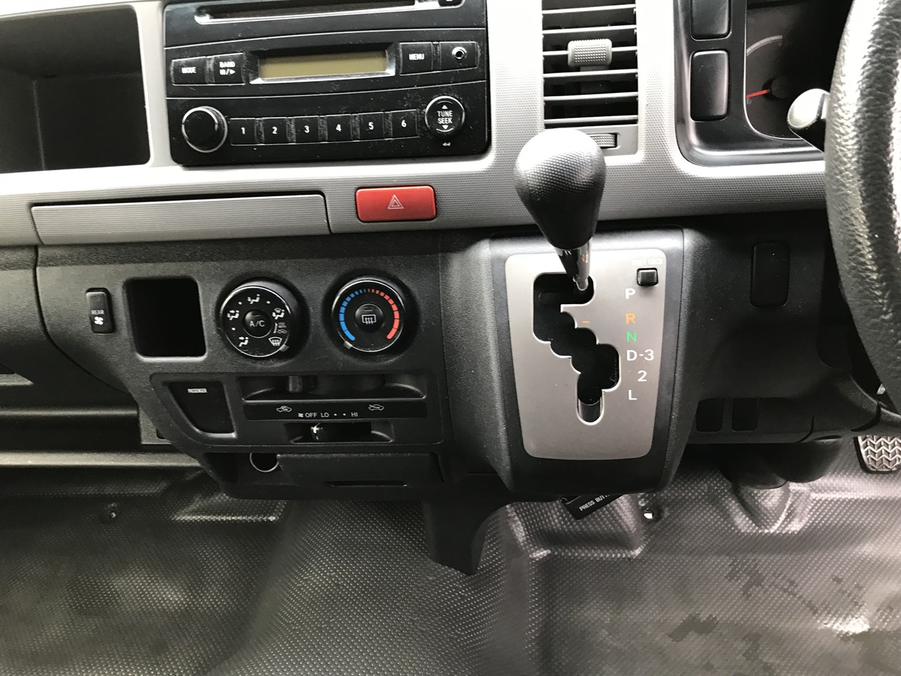 2013 Toyota Hiace