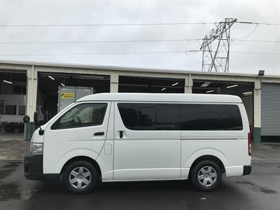 2013 Toyota Hiace - Thumbnail
