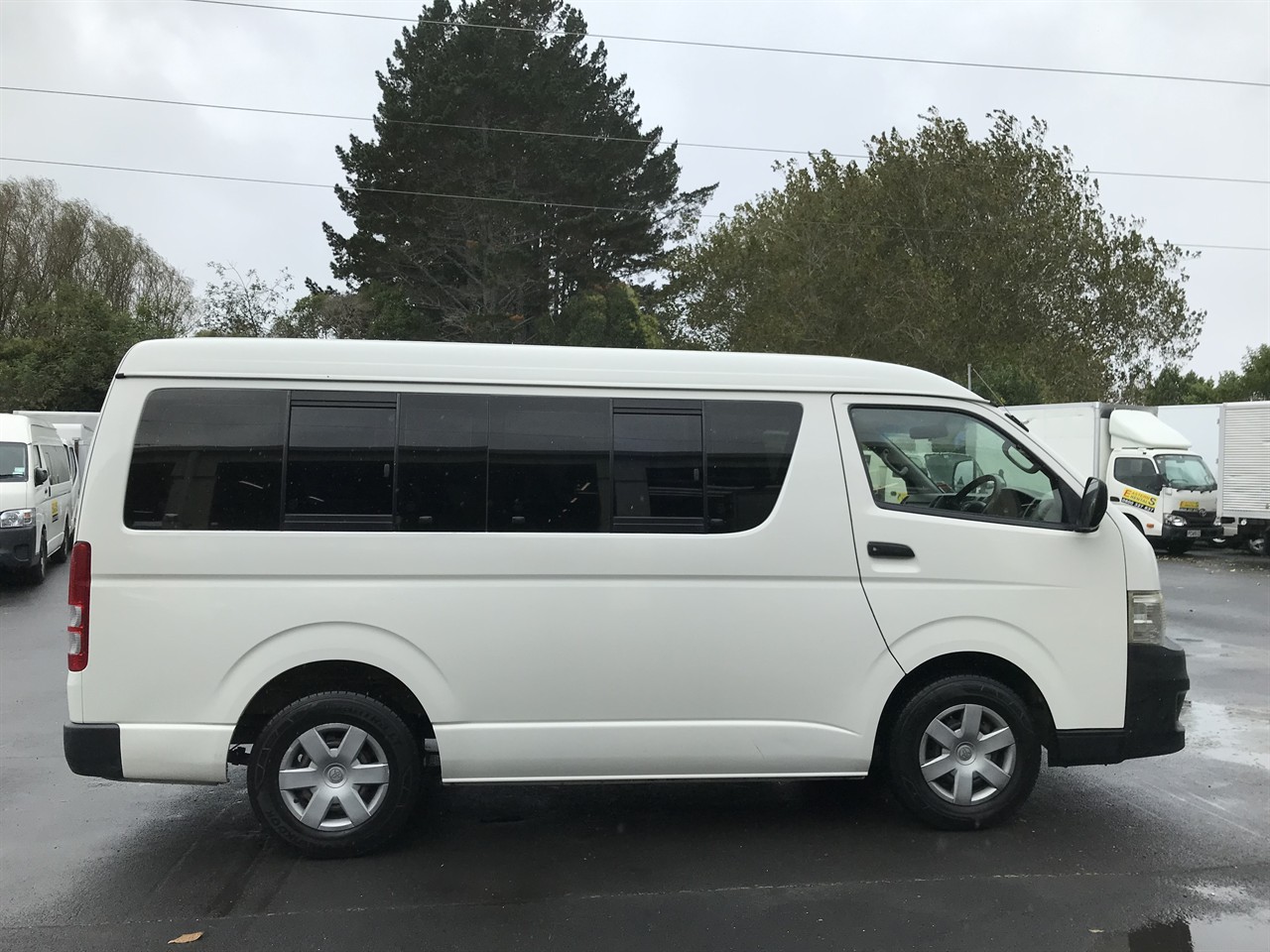 2013 Toyota Hiace