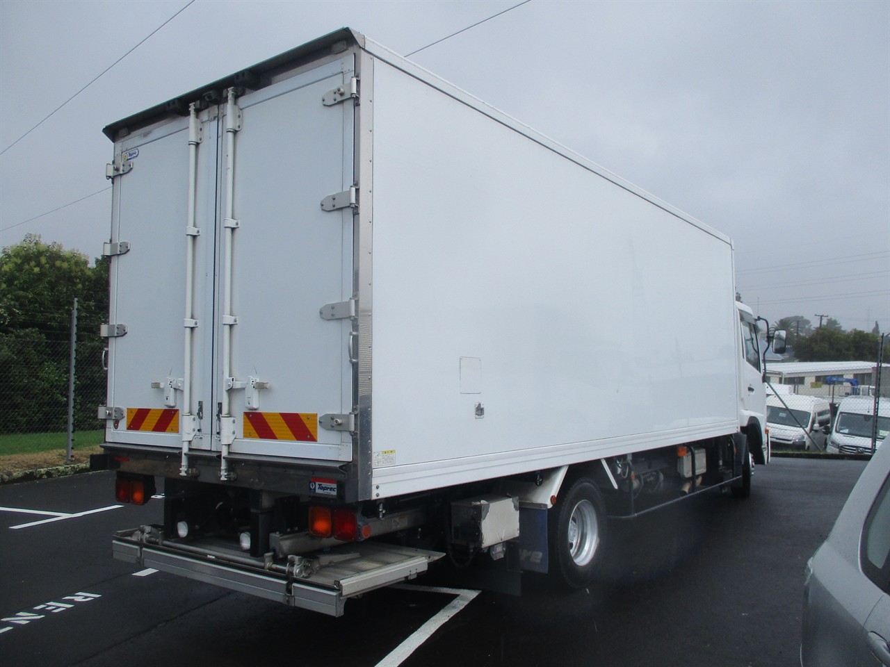 2017 Nissan Diesel