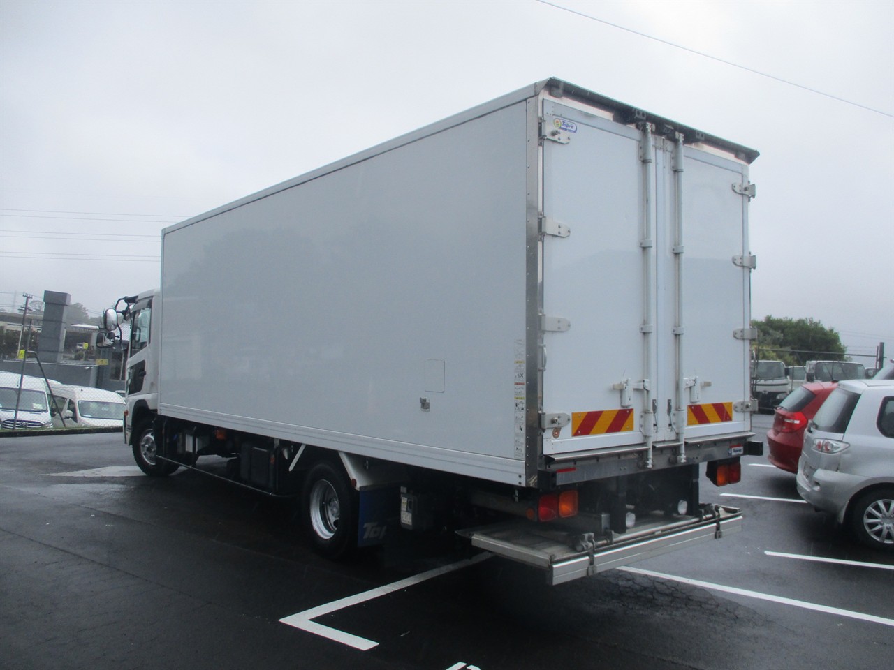 2017 Nissan Diesel