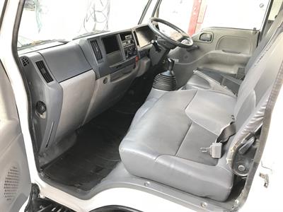 2012 Isuzu Elf - Thumbnail