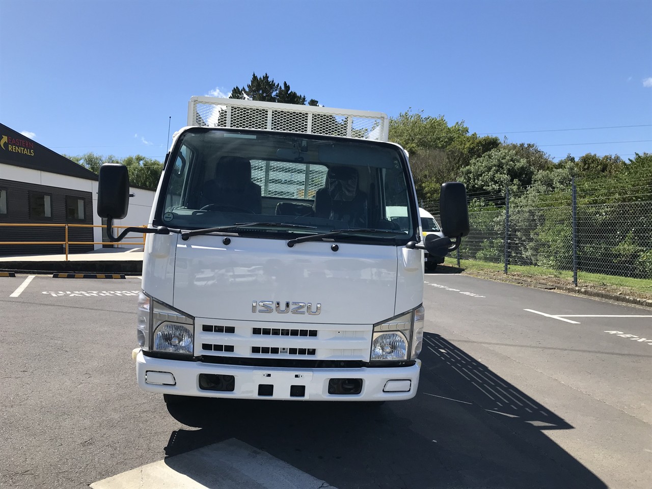 2012 Isuzu Elf