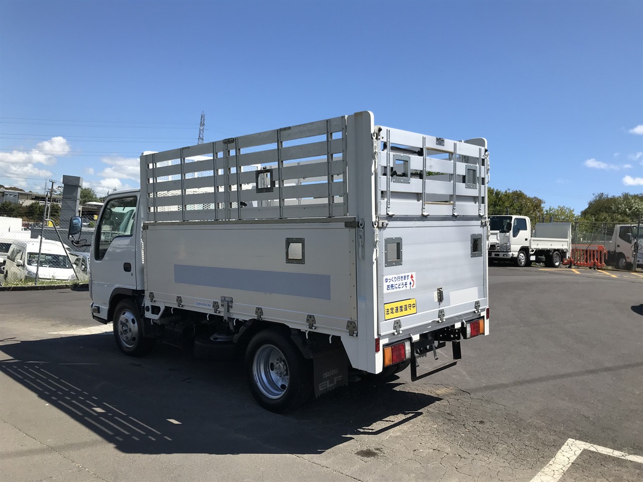 2012 Isuzu Elf