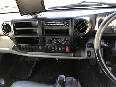 2016 Toyota Dyna - Thumbnail