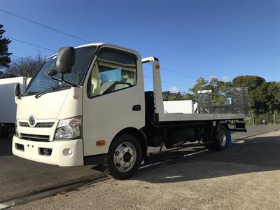 2016 Toyota Dyna - Thumbnail