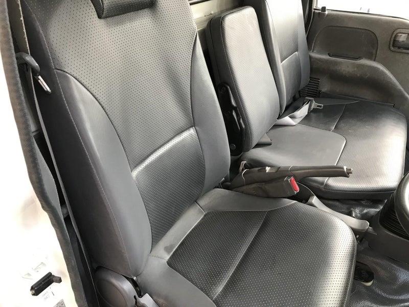 2012 Isuzu Elf