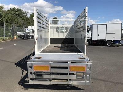 2012 Isuzu Elf - Thumbnail