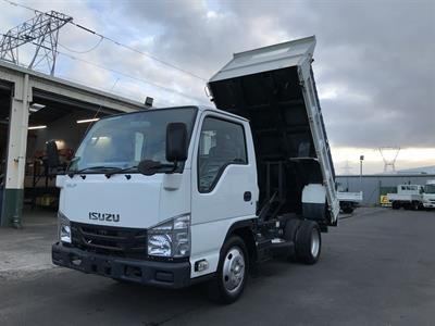 2020 Isuzu Elf