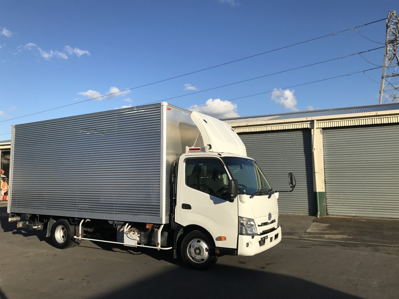 2021 Hino Dutro