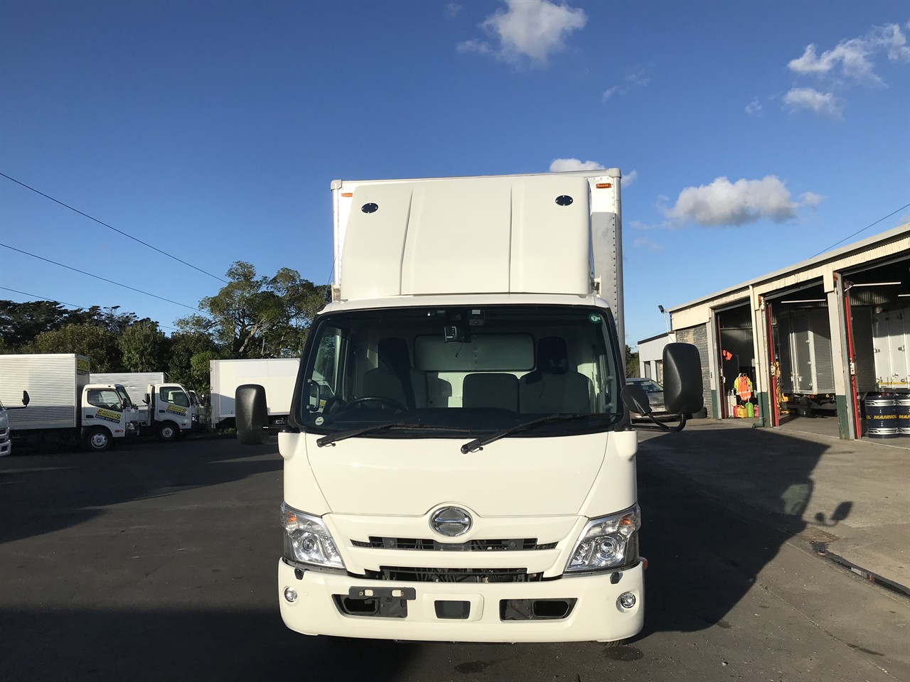 2021 Hino Dutro