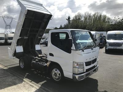 2015 Mitsubishi Canter - Thumbnail