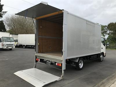 2019 Toyota Dyna - Thumbnail
