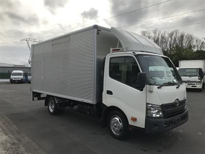 2019 Toyota Dyna - Thumbnail