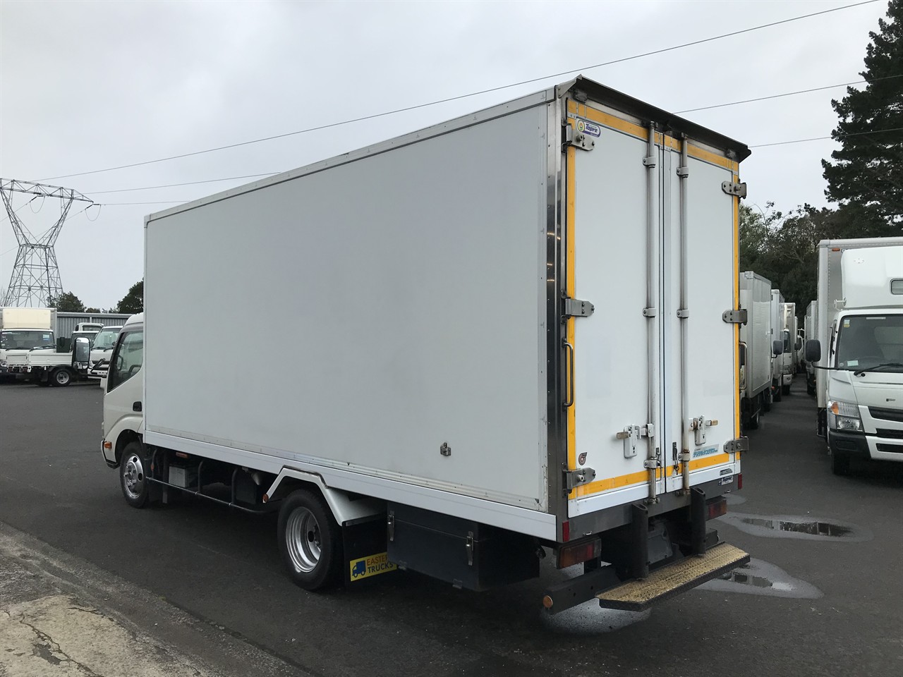2016 Hino Dutro