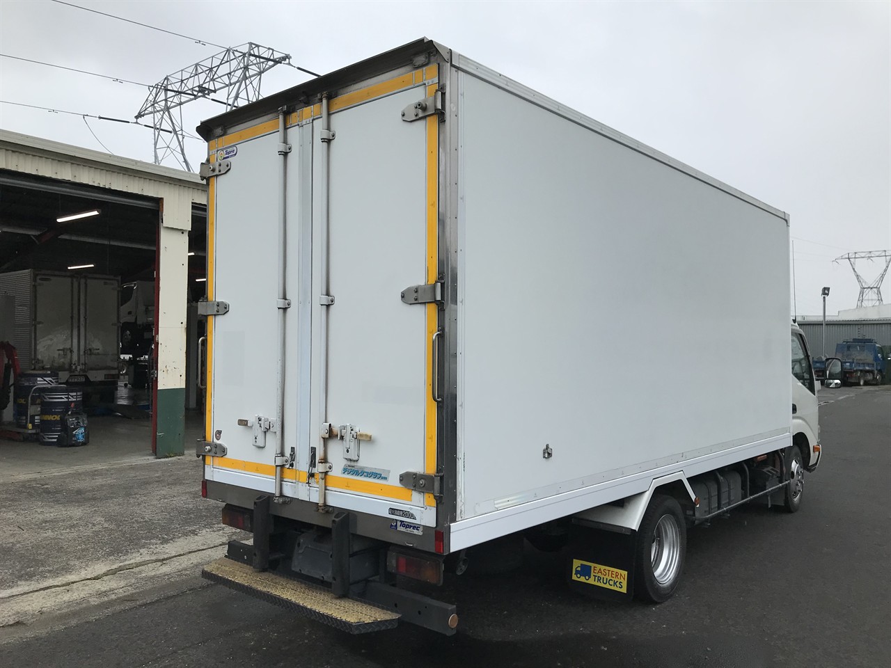 2016 Hino Dutro