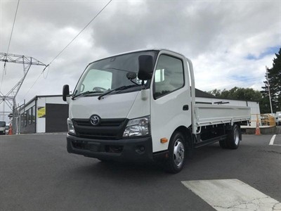 2018 Toyota Dyna - Thumbnail