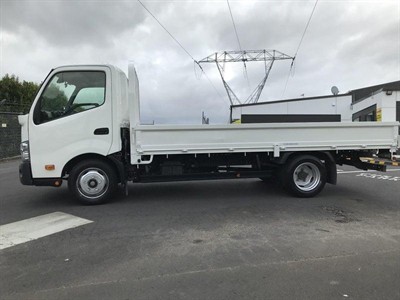 2018 Toyota Dyna - Thumbnail