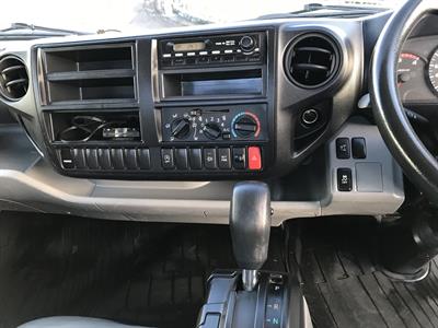 2016 Toyota Dyna - Thumbnail