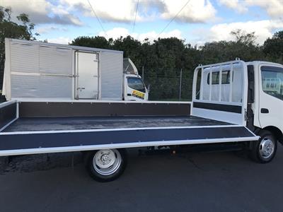 2016 Toyota Dyna - Thumbnail