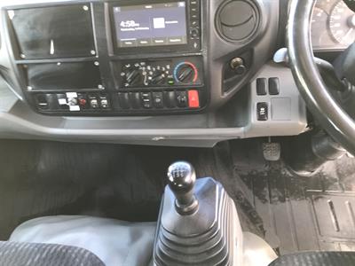 2018 Hino Dutro - Thumbnail