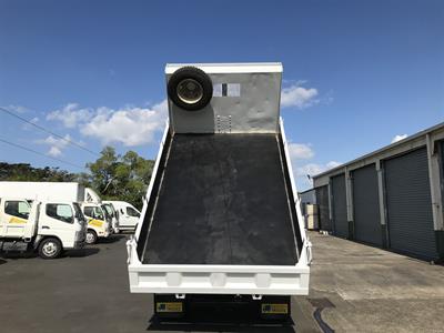 2018 Hino Dutro - Thumbnail