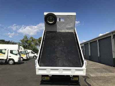 2018 Hino Dutro - Thumbnail