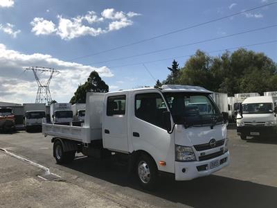 2018 Hino Dutro - Thumbnail