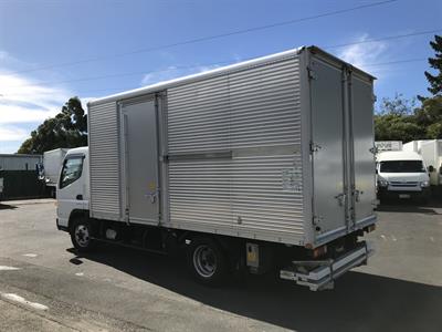 2020 Mitsubishi Canter - Thumbnail