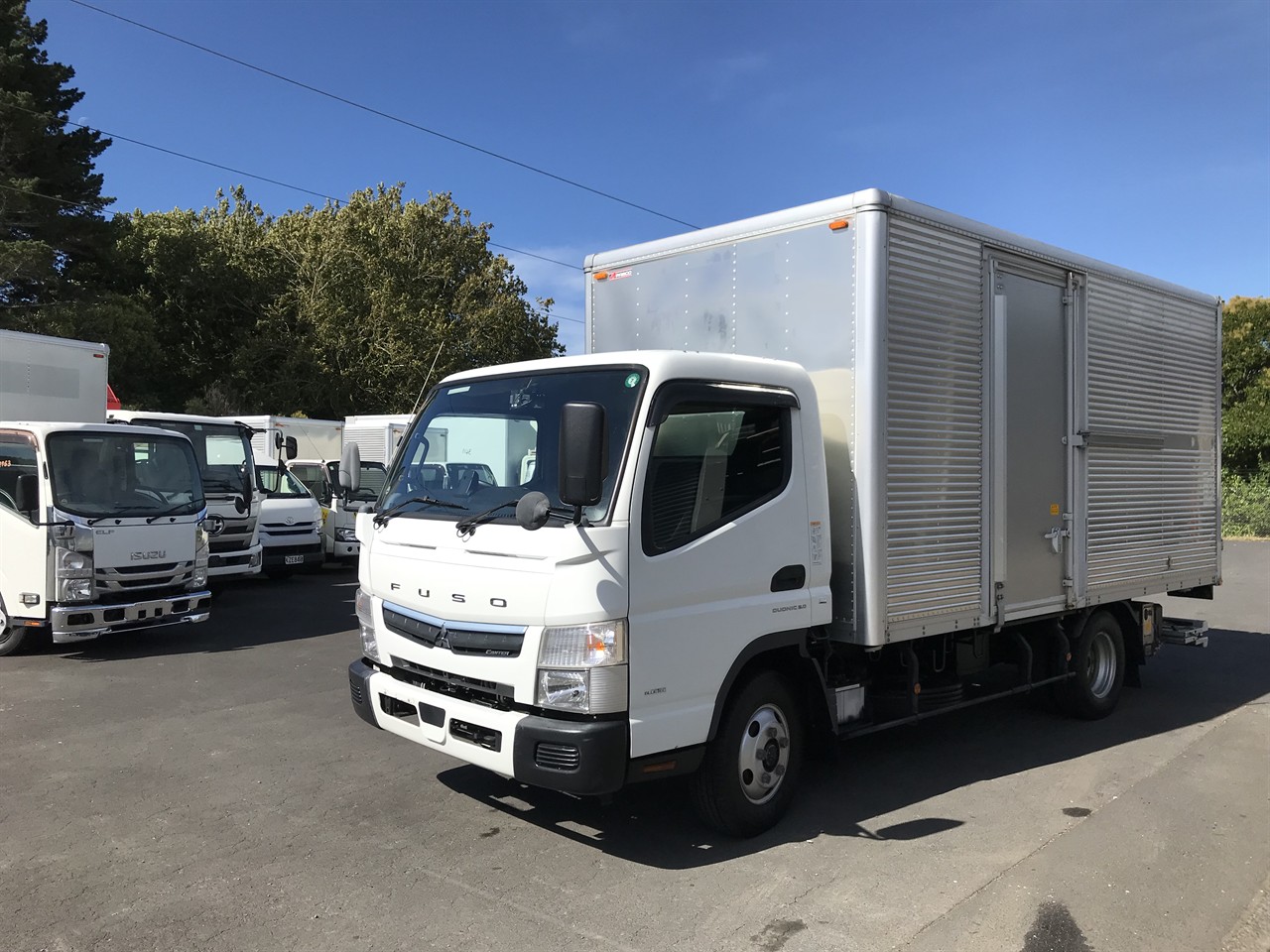 2020 Mitsubishi Canter