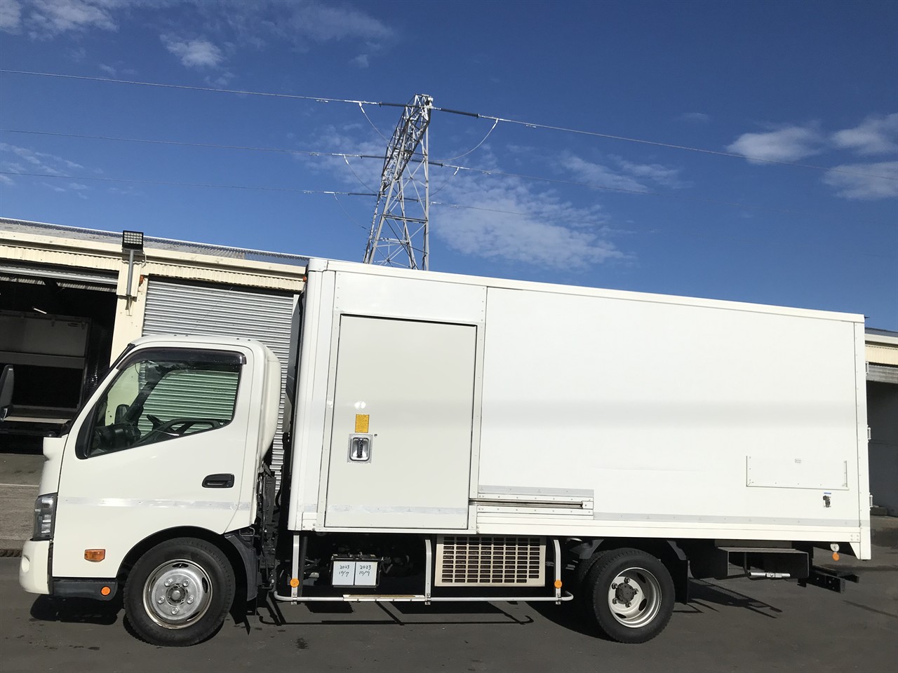 2017 Hino Dutro