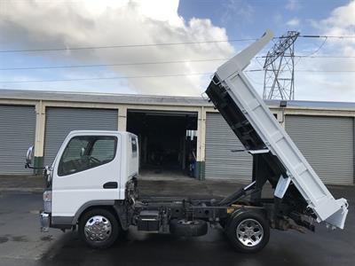 2016 Mitsubishi Canter - Thumbnail