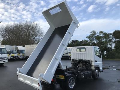 2016 Mitsubishi Canter - Thumbnail