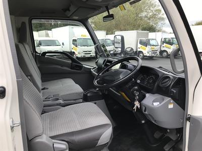 2017 Toyota Dyna - Thumbnail