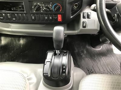 2017 Toyota Dyna - Thumbnail