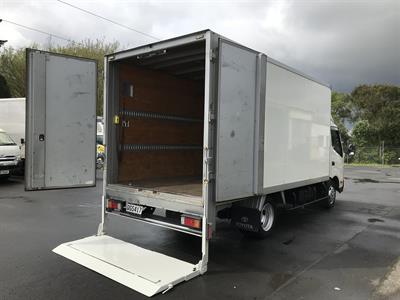 2017 Toyota Dyna - Thumbnail