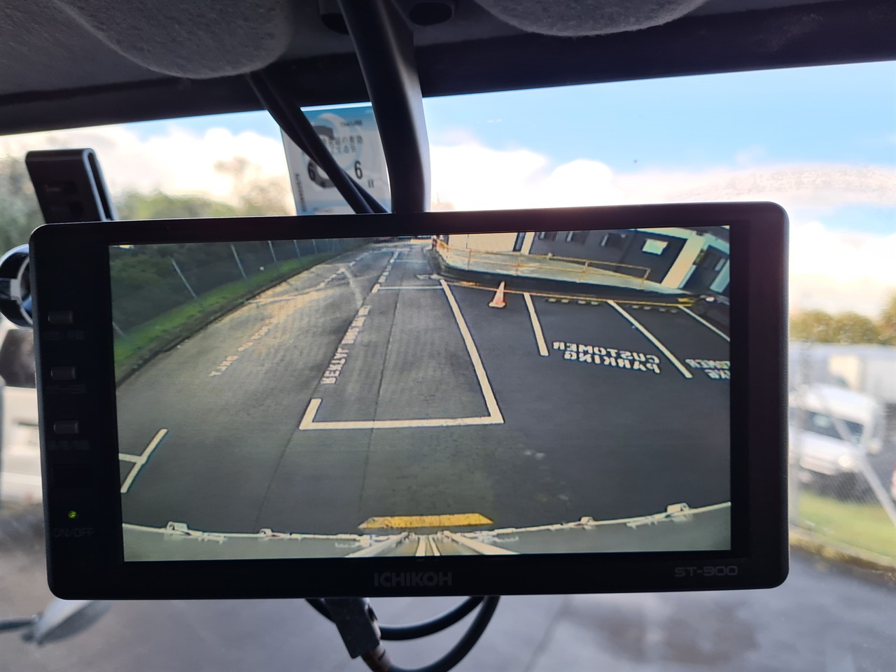 2019 Mitsubishi Canter