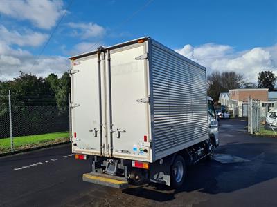 2019 Mitsubishi Canter - Thumbnail