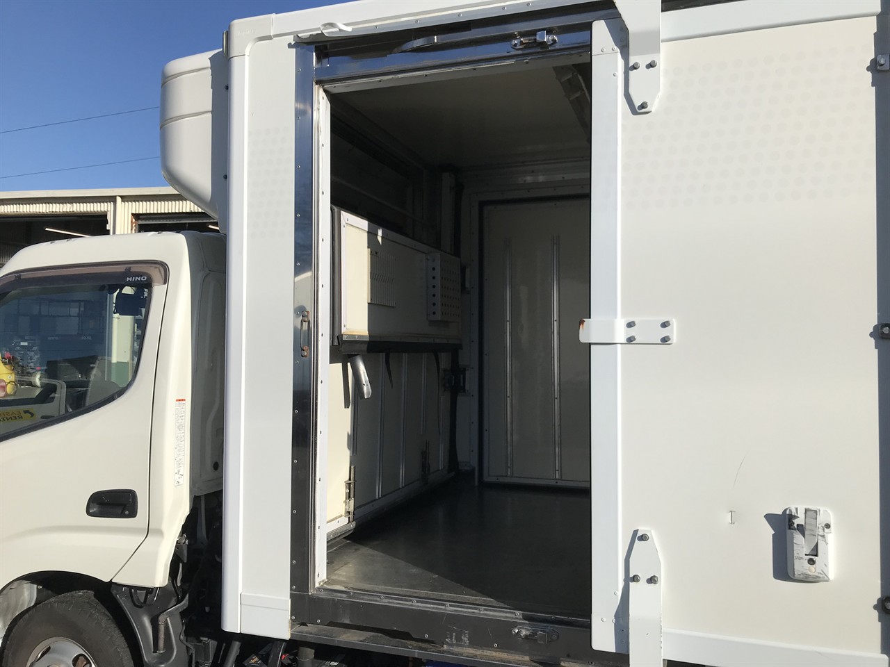 2014 Hino Dutro