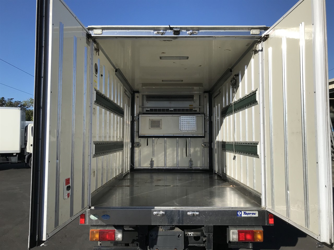 2014 Hino Dutro
