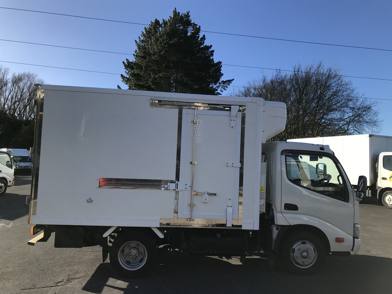 2014 Hino Dutro