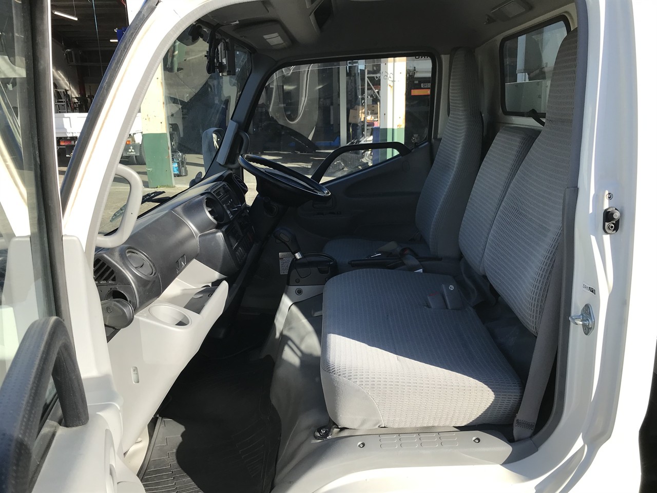 2014 Hino Dutro