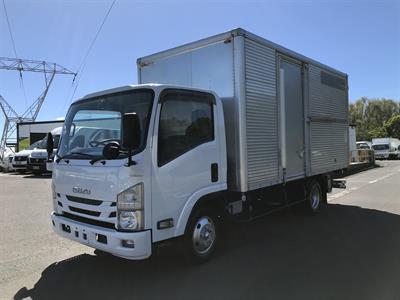 2019 Isuzu Elf - Thumbnail