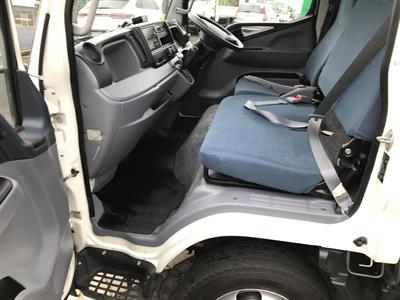 2016 Mitsubishi Canter - Thumbnail