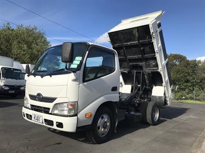 2017 Hino Dutro