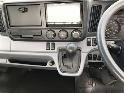 2015 Mitsubishi Canter - Thumbnail
