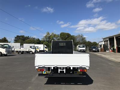 2021 Mitsubishi Canter - Thumbnail