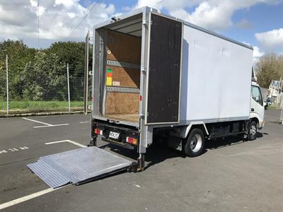 2013 Toyota Dyna - Thumbnail