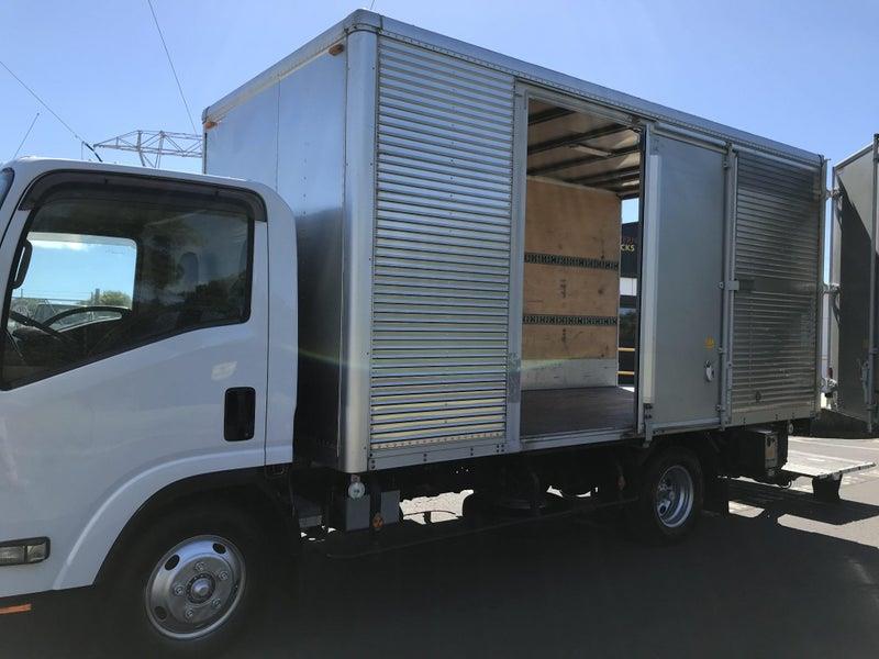 2019 Isuzu Elf