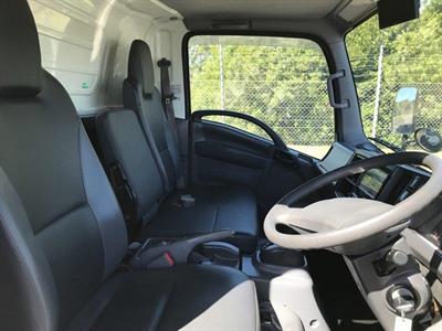 2019 Isuzu Elf - Thumbnail